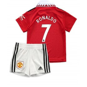 Baby Fußballbekleidung Manchester United Cristiano Ronaldo #7 Heimtrikot 2022-23 Kurzarm (+ kurze hosen)